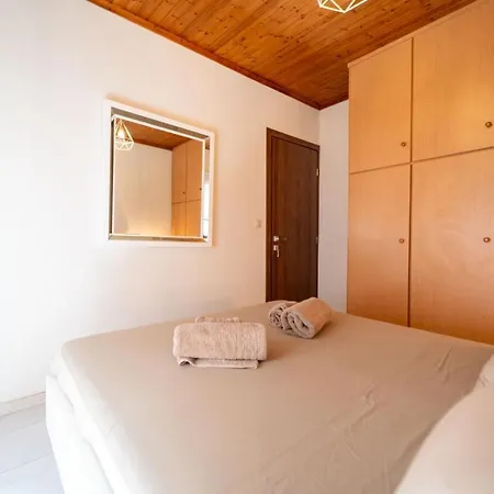 Cretan Country With Shared Pool 2 Apartman *